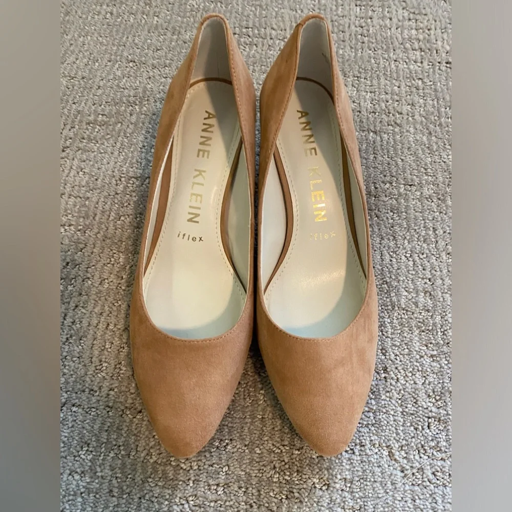 Anne Klein Rosalie pumps - Picture 1 of 2